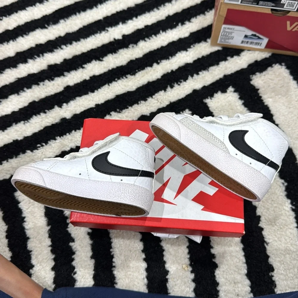 Nike blazer mid 77